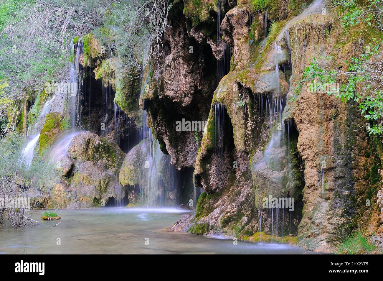 Nacimiento del rio cuervo fotografías e imágenes de alta resolución - Alamy