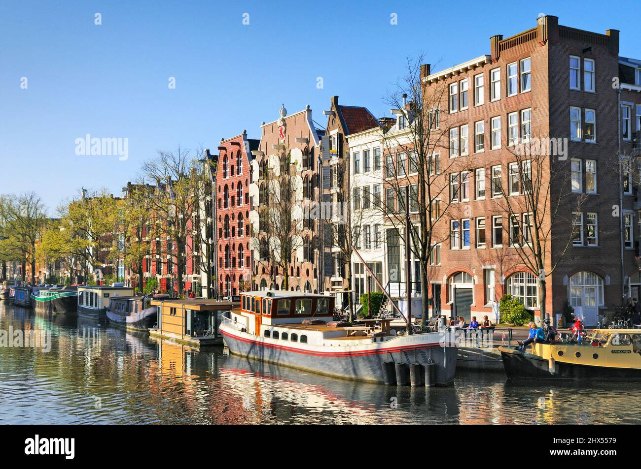 Brouwersgracht (Canal de los Cerveceros), distrito de Jordaan, Amsterdam Centrum, Holanda del Norte, Países Bajos, Europa Foto de stock