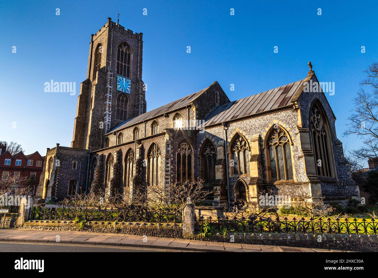 Exterior de estilo gótico decorado St Giles en la iglesia Hill, Norwich, Norfolk, Reino Unido Foto de stock