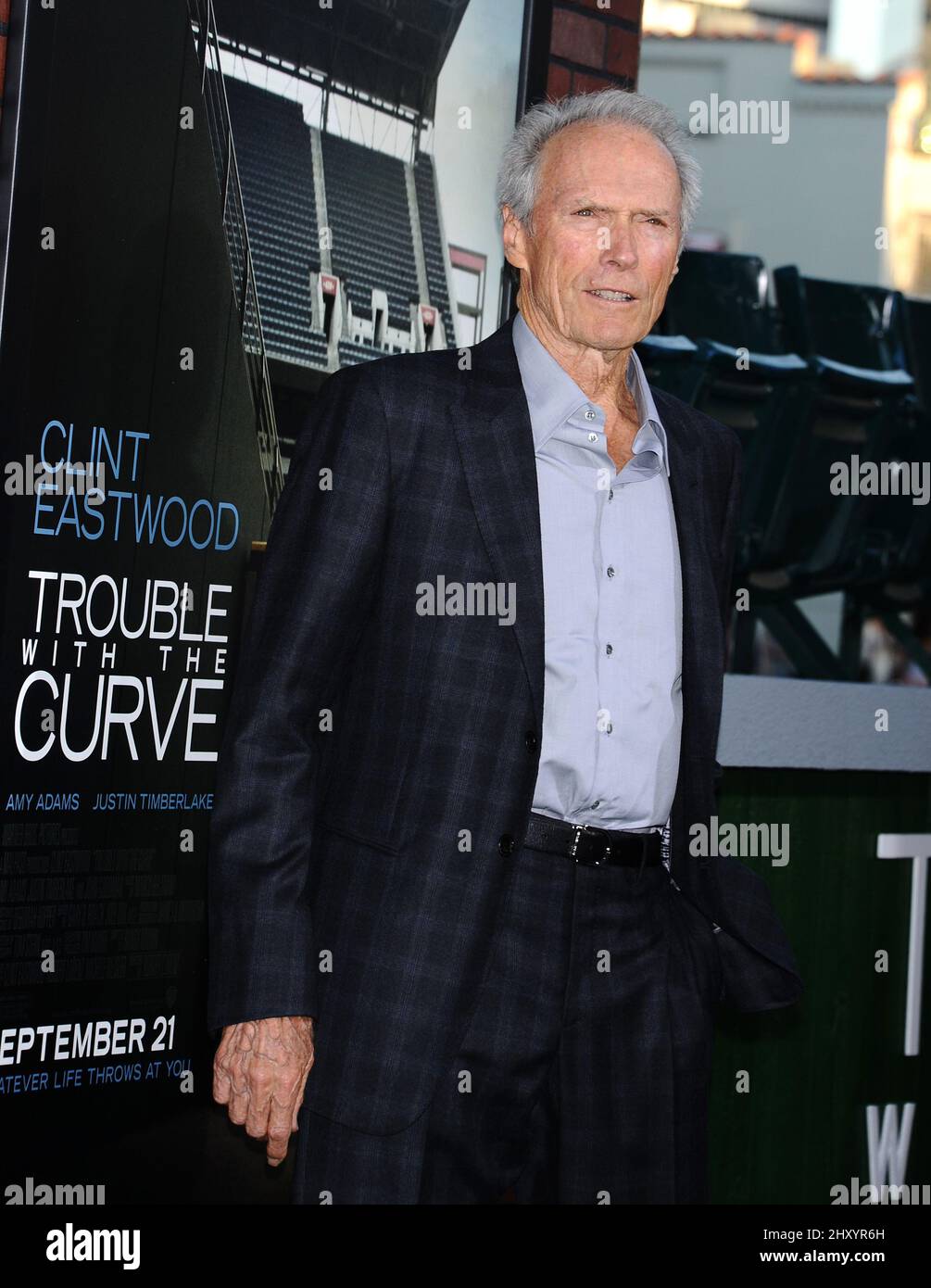 Clint Eastwood asiste al estreno de 'Trouble with the Curve' en Los Ángeles. Foto de stock