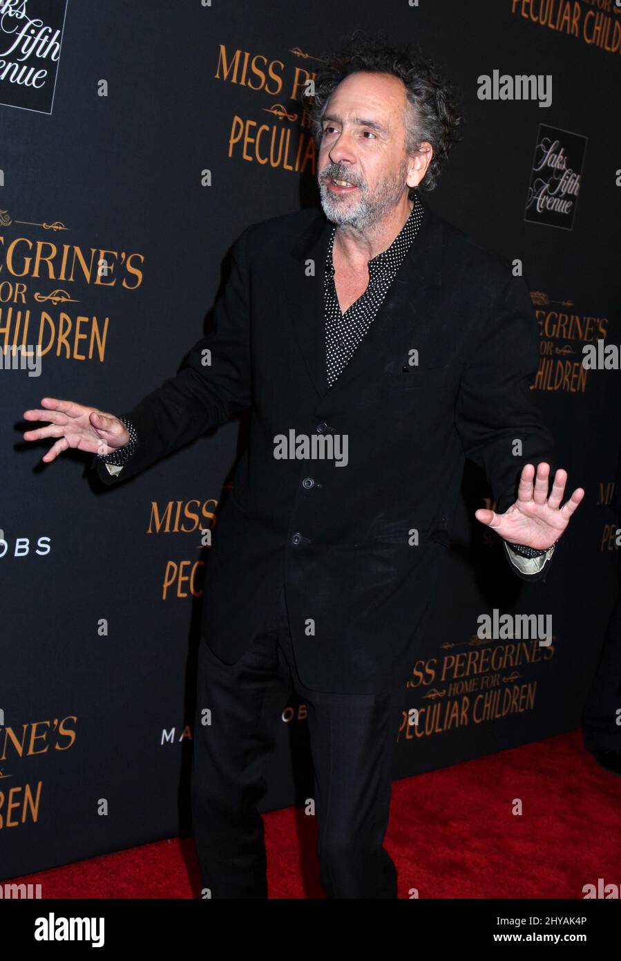 Tim Burton asiste al estreno de Miss Peregrine's Home for Peculiar Children, en Nueva York. Foto de stock