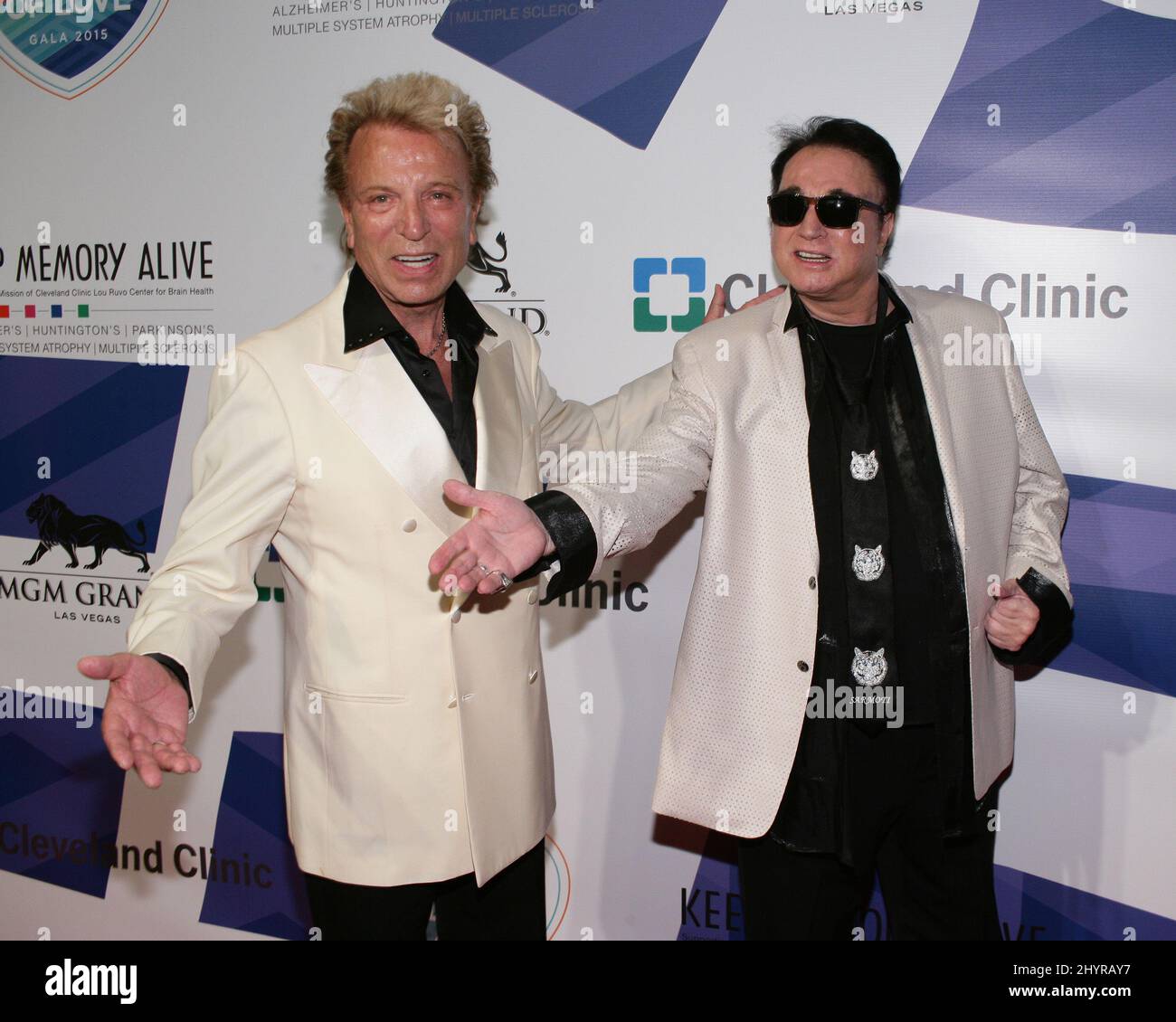 Roy Horn da positivo para el coronavirus COVID-19. 13 de junio de 2015 Las Vegas, NV. Siegfried Fischbacher, Roy Horn Keep Memory Alive 19th Gala anual DE PODER DEL AMOR, MGM Grand Garden Arena Foto de stock