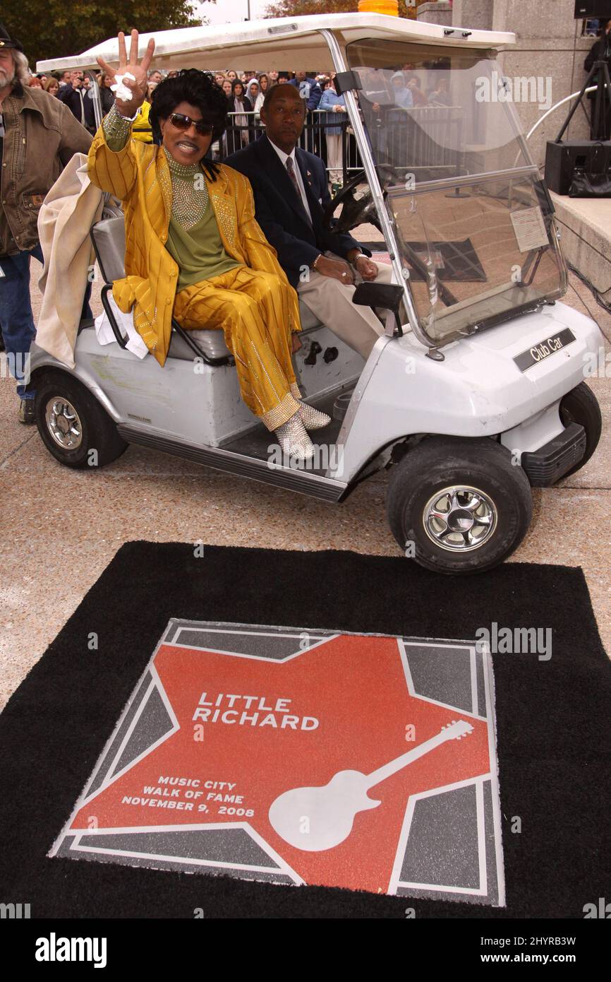 El pequeño Richard pasa a los 87 años de edad. 9 de noviembre de 2008 Nashville, Tn. La ceremonia de inducción del Paseo de la Fama de Little Richard Music City se celebra en el Hall of Fame Park Foto de stock