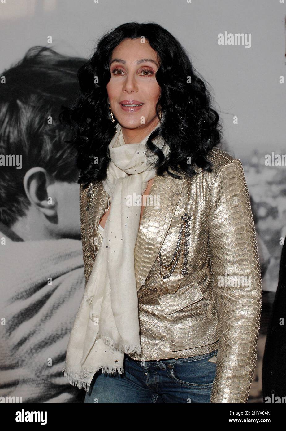 Cher en el estreno 'A Star is Born' como parte del Festival de Cine Clásico TCM, celebrado en el Mann's Chinese Theatre, Hollywood. Foto de stock