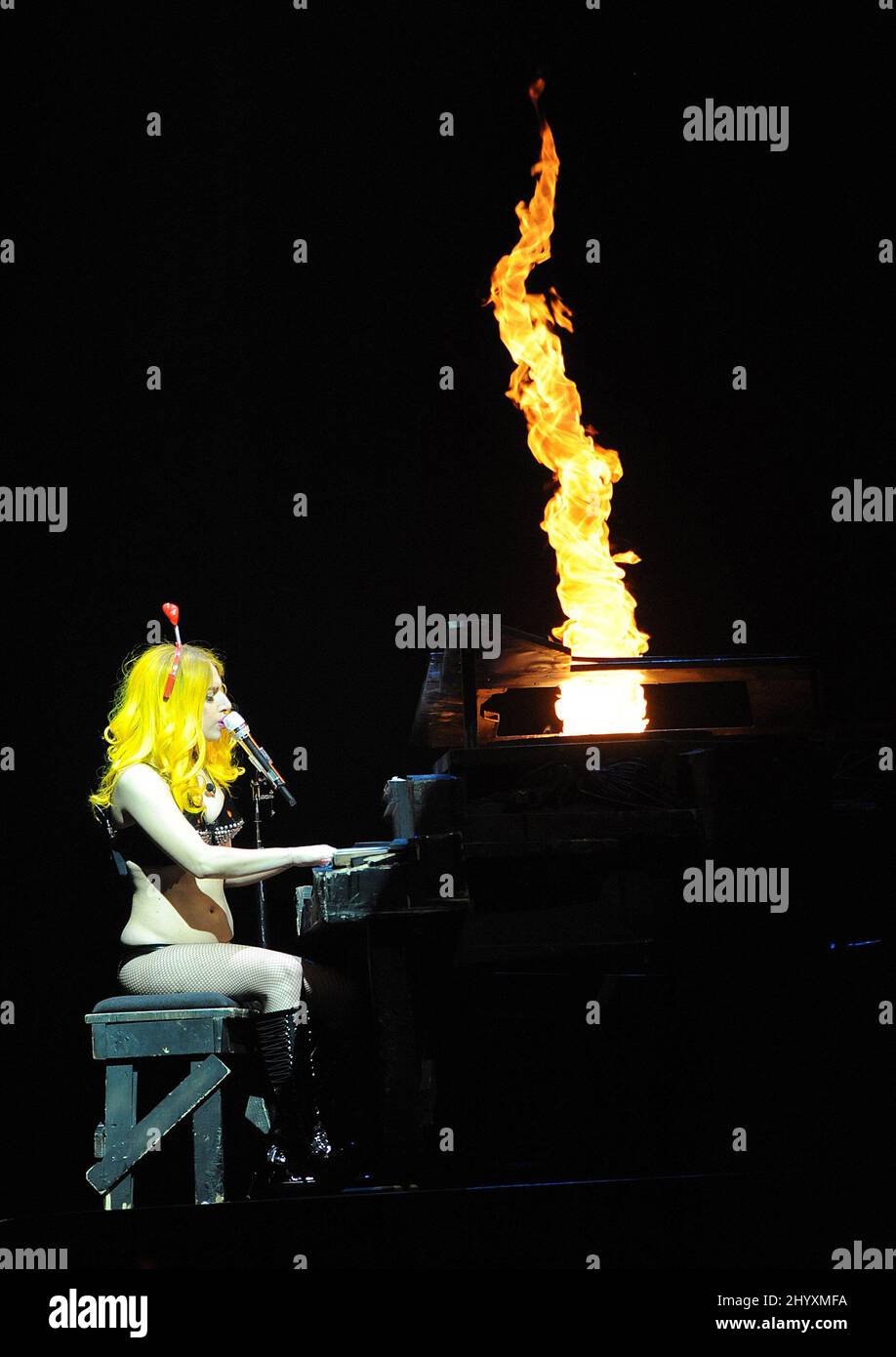 Lady Gaga en concierto como parte de la 'Monster Ball' Tour en el RB Center, Raleigh, Carolina del Norte. Foto de stock