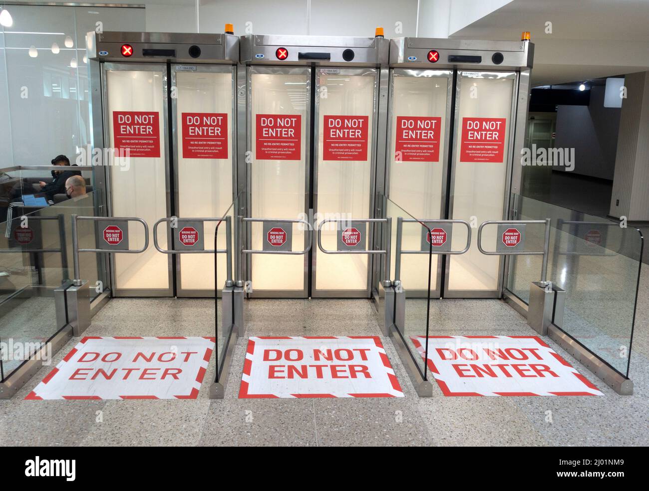 Puertas para los pasajeros entrantes de vuelos internacionales en el Aeropuerto Internacional St Paul de Minneapolis. Minneapolis Minnesota MN Estados Unidos Foto de stock