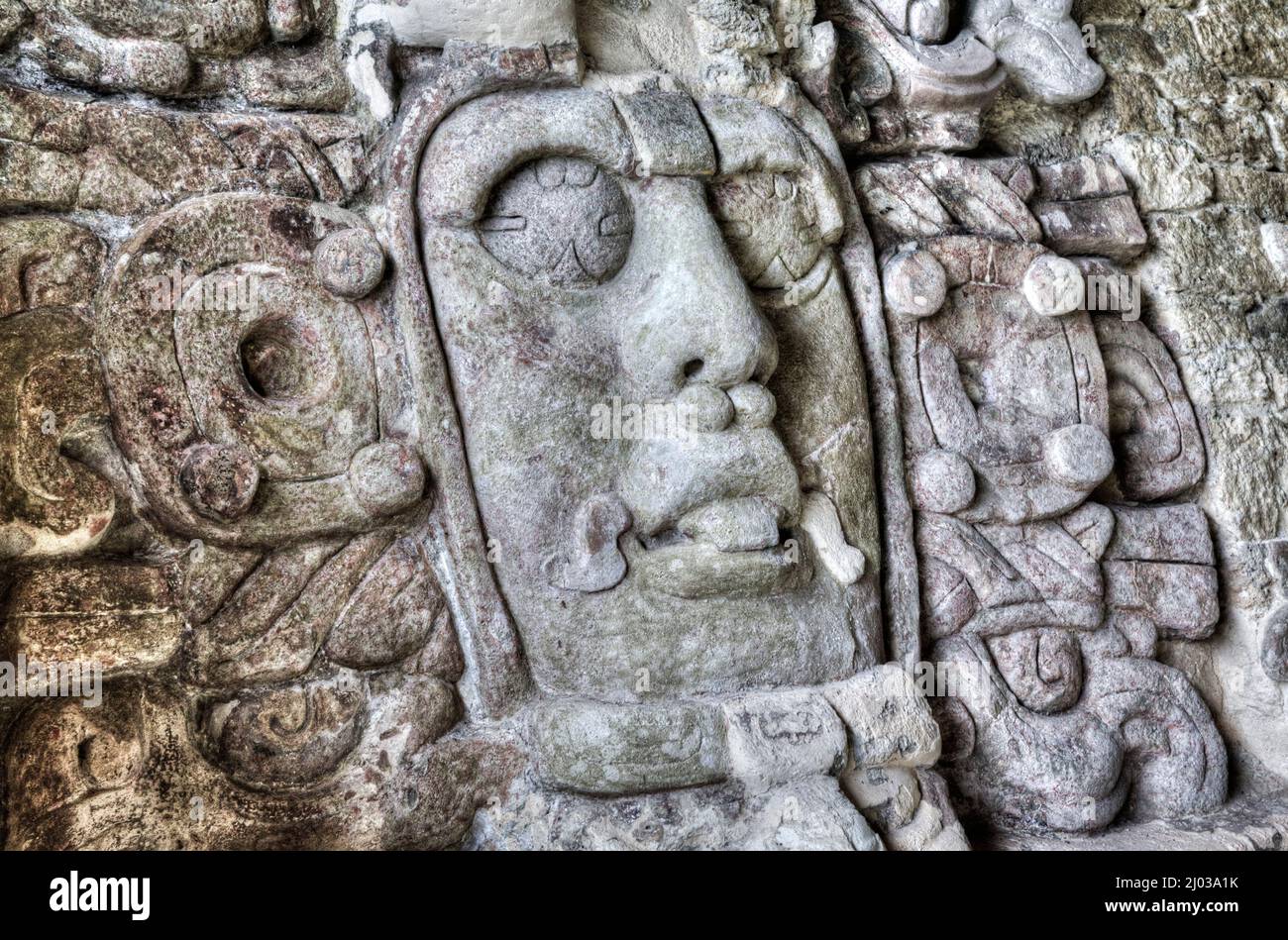 Kinich Ahau, Caras del Sol de Piedra, Ruinas Mayas, Zona Arqueológica Kohunlich, Quintana Roo, México, Norteamérica Foto de stock