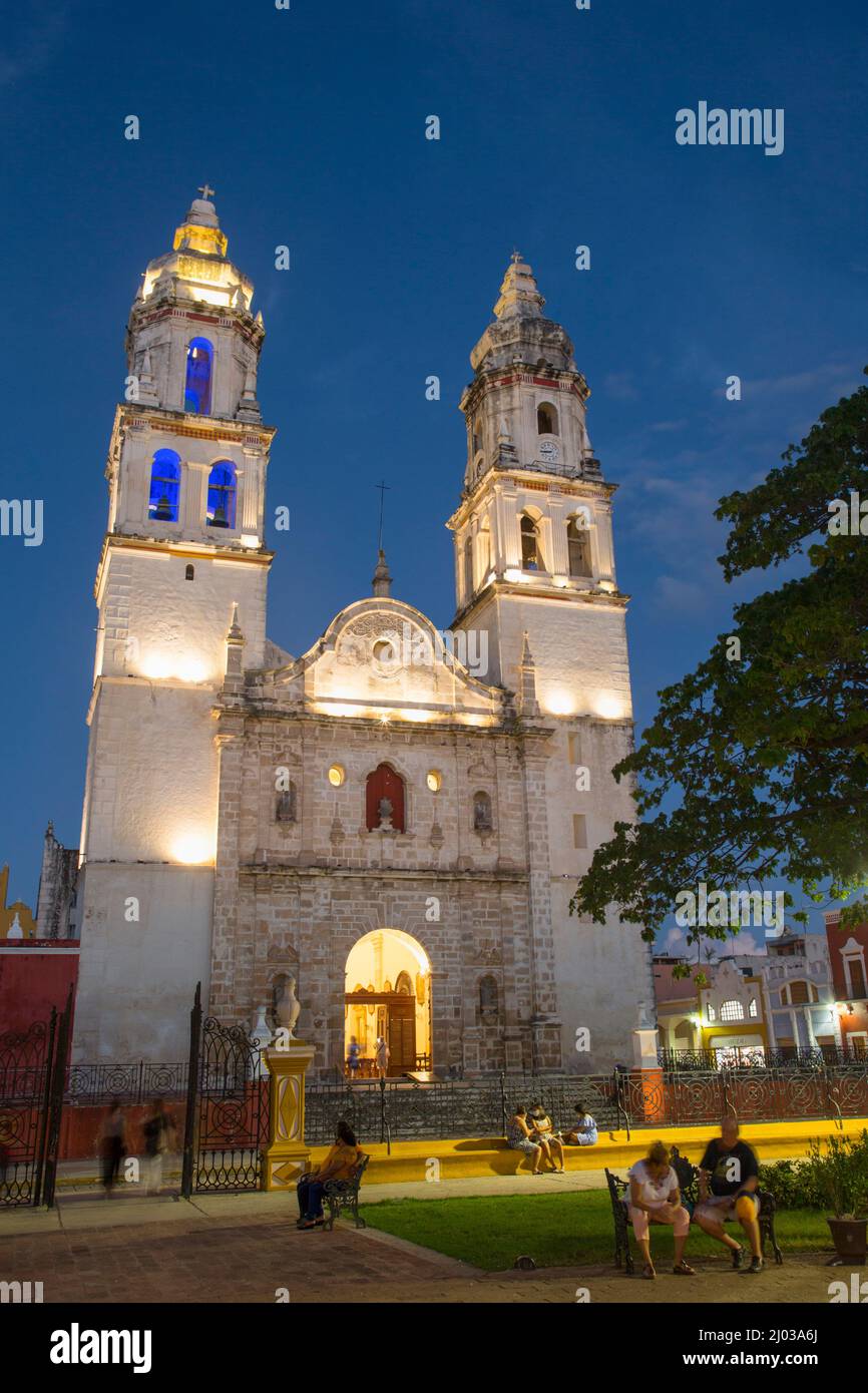 Catedral de Nuestra Señora de la Inmaculada Concepción, Casco Antiguo, Patrimonio de la Humanidad de la UNESCO, San Francisco de Campeche, Estado de Campeche, México Foto de stock