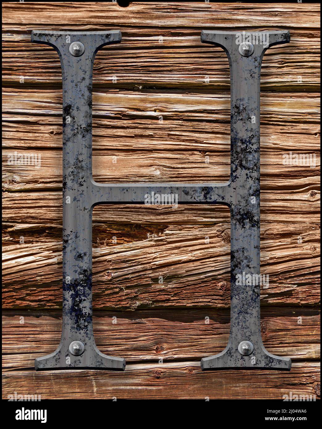 Letra H de hierro en madera vieja Fotografía de stock - Alamy