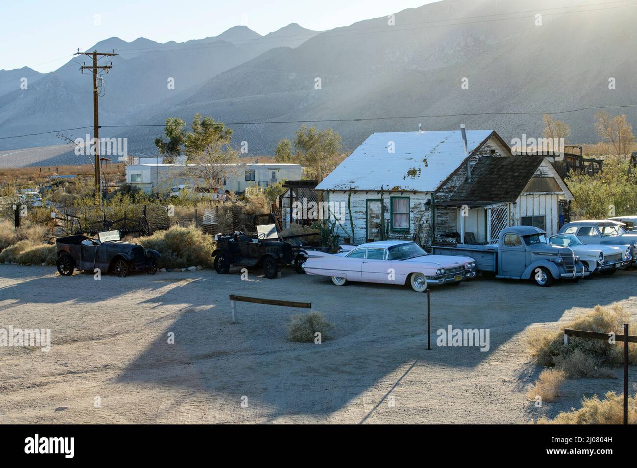 EE.UU., California, Pearsonville, el Golden Cactus Ghost Town, Foto de stock