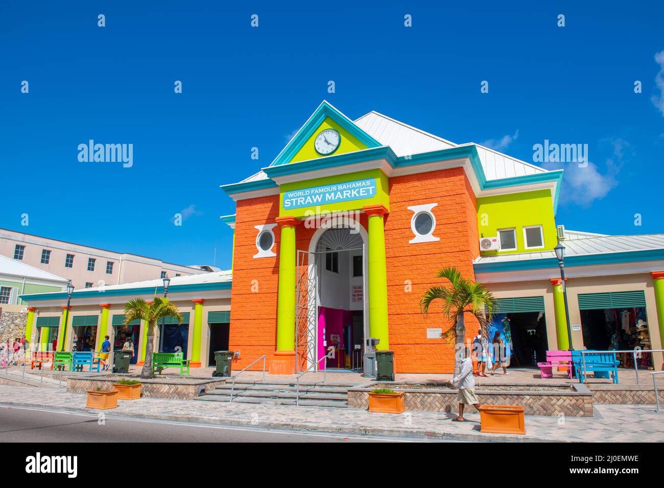 Nassau Straw Market en Bay Street en el centro histórico de Nassau, New