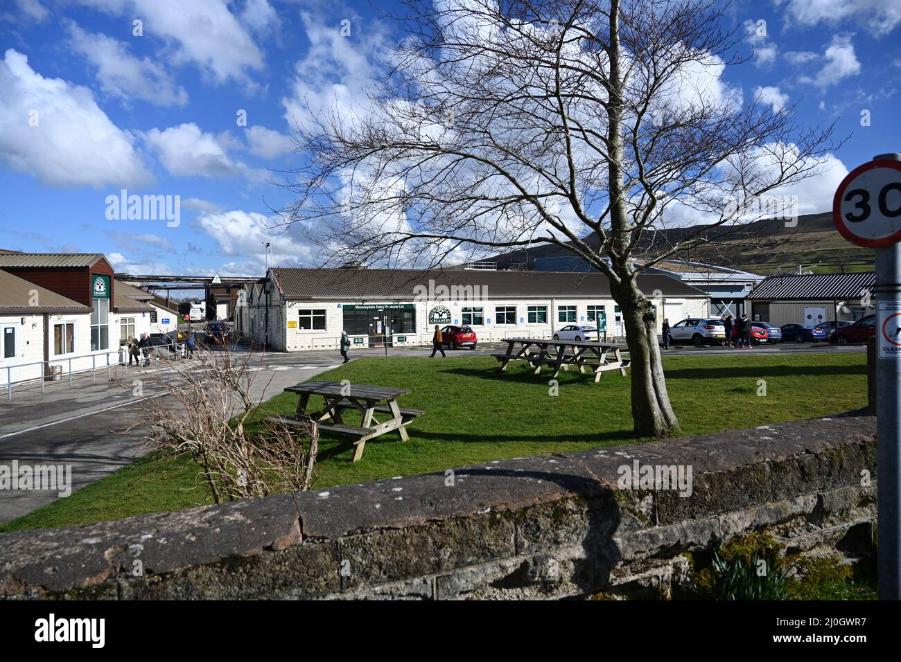 Wensleydale Creamery, la lechería de queso Wensleydale, Gayle Lane, Hawes, Wensleydale, Yorkshire Dales National Park Foto de stock