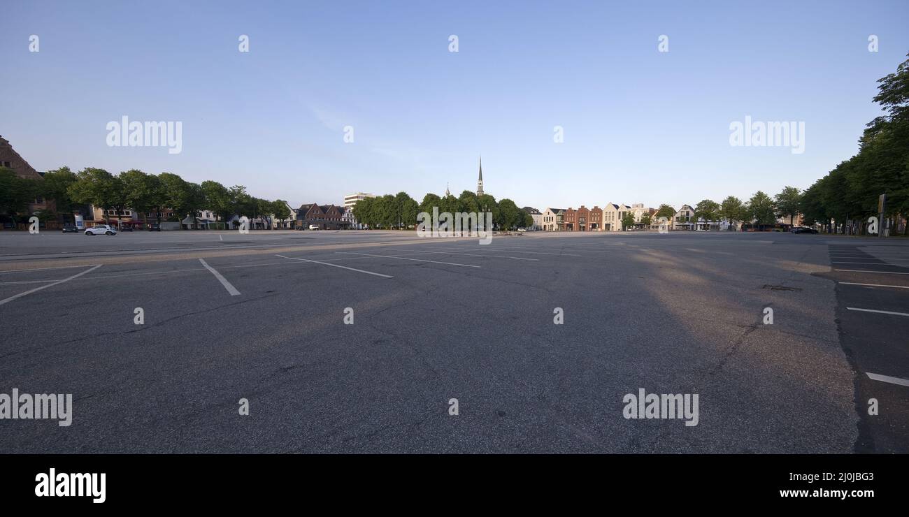 Marktplatz, el mayor mercado no desarrollado de Alemania, Heide en Holstein, Alemania, Europa Foto de stock