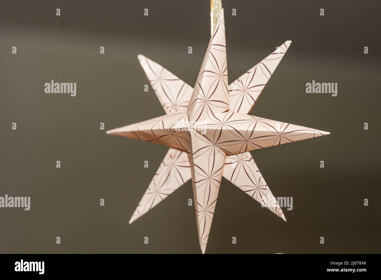 3D estrellas - estrella de papel tridimensional, bricolaje Foto de stock