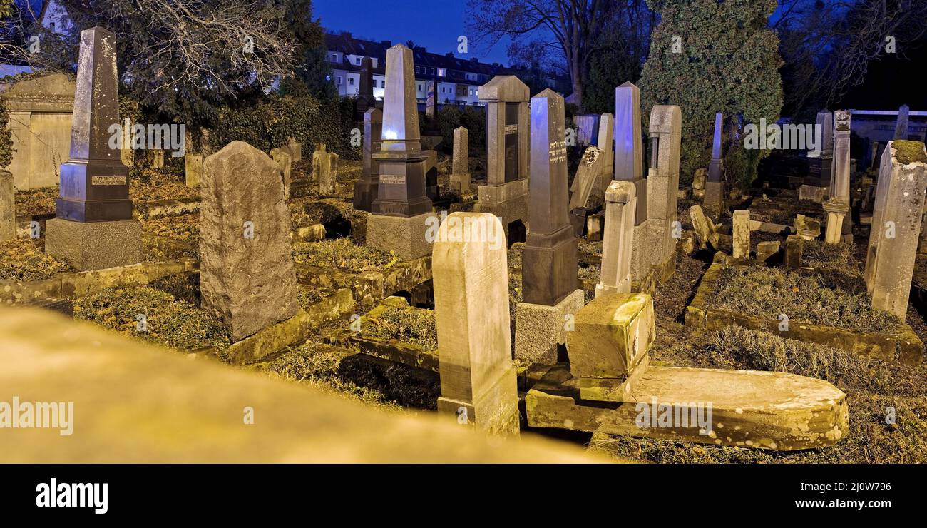 Cementerio judío, vista sobre la pared, Goettingen, Baja Sajonia, Alemania, Europa Foto de stock