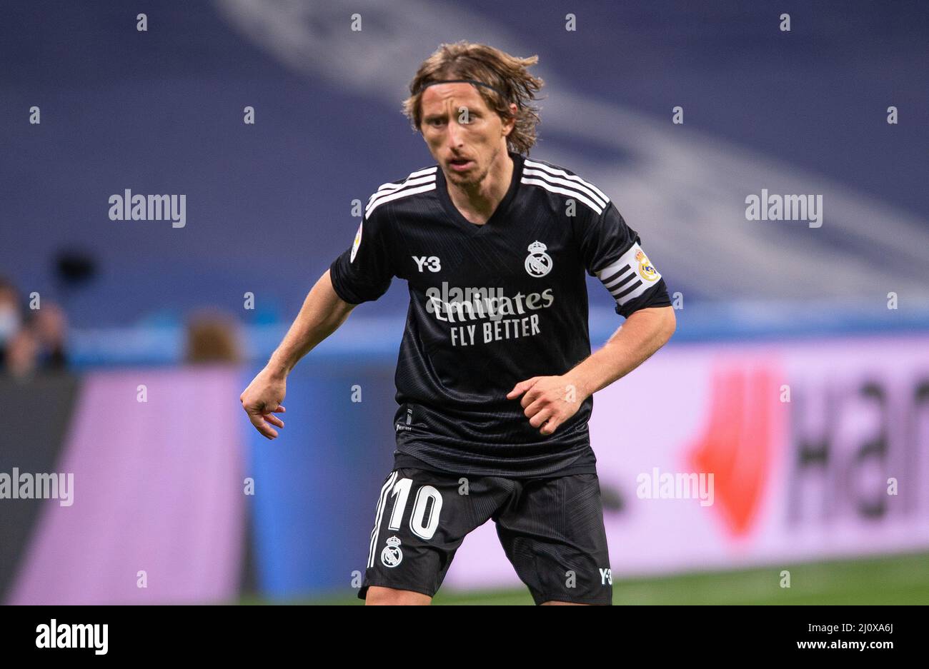 Santiago Bernabeu, Madrid, España. 20th Mar, 2022. Liga Santander fútbol, Real Madrid vs FC Barcelona; Luka Modric Crédito: Action Plus Deportes/Alamy Live News Fotografía de stock - Alamy