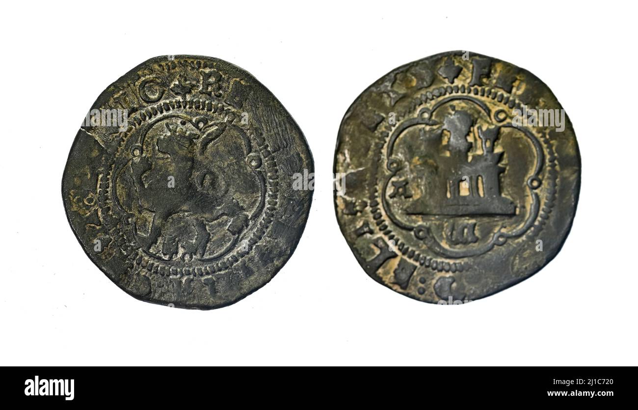 Moneda medieval de 4 maravedies - anverso y reverso. Foto de stock