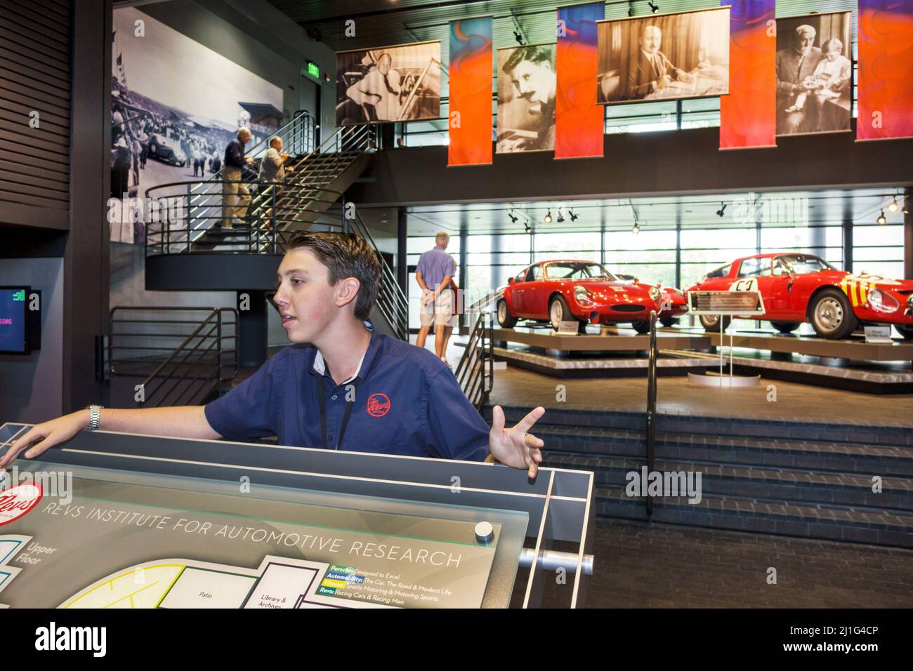 Naples Florida,RevsInstitute of Automotive Research,coche,museo,MilesCollier,colección privada,automóviles raros,racecar,vintage,conservación,exhibición Foto de stock