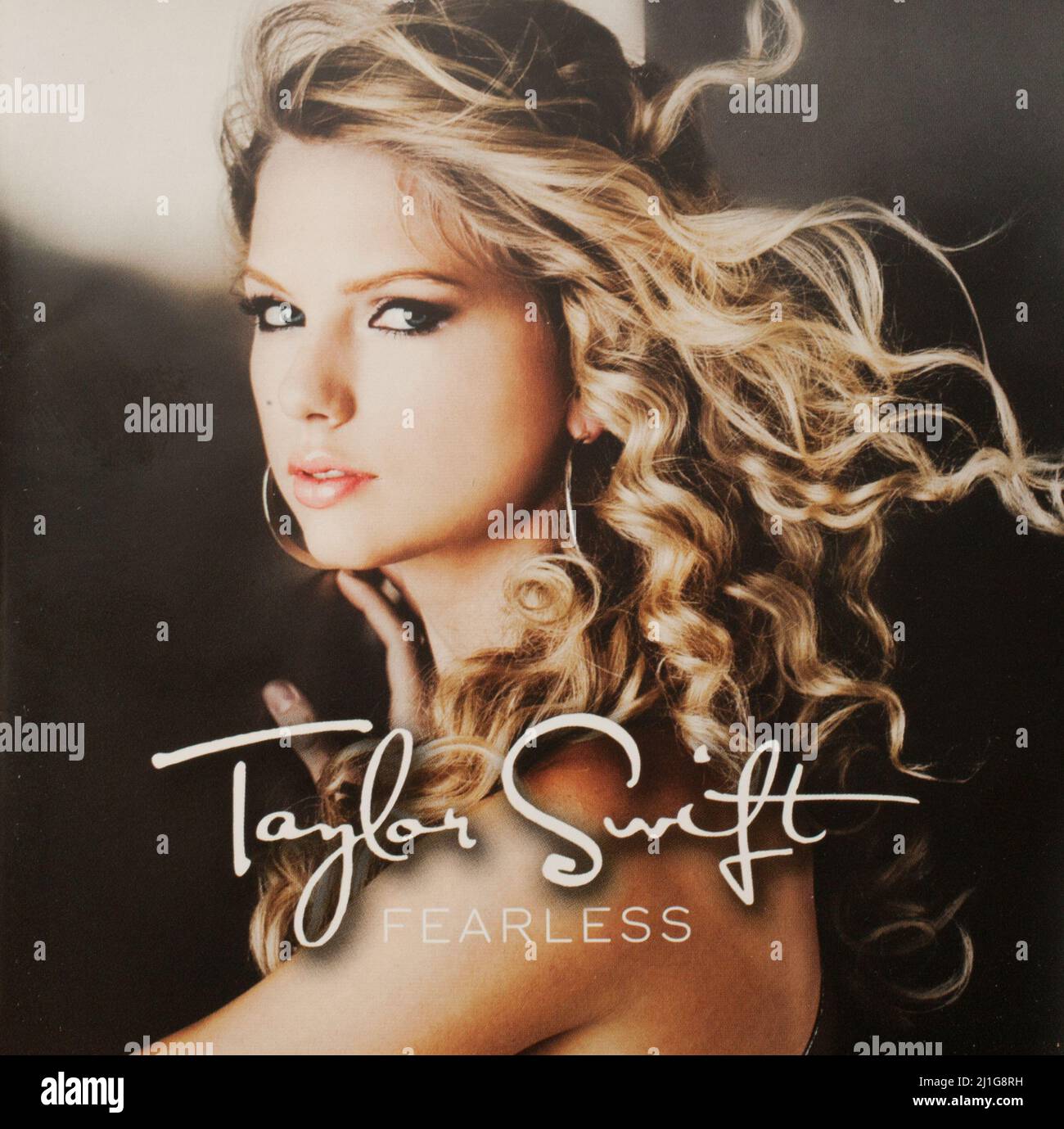 La portada del álbum del CD a Fearless de Taylor Swift Fotografía de stock  - Alamy