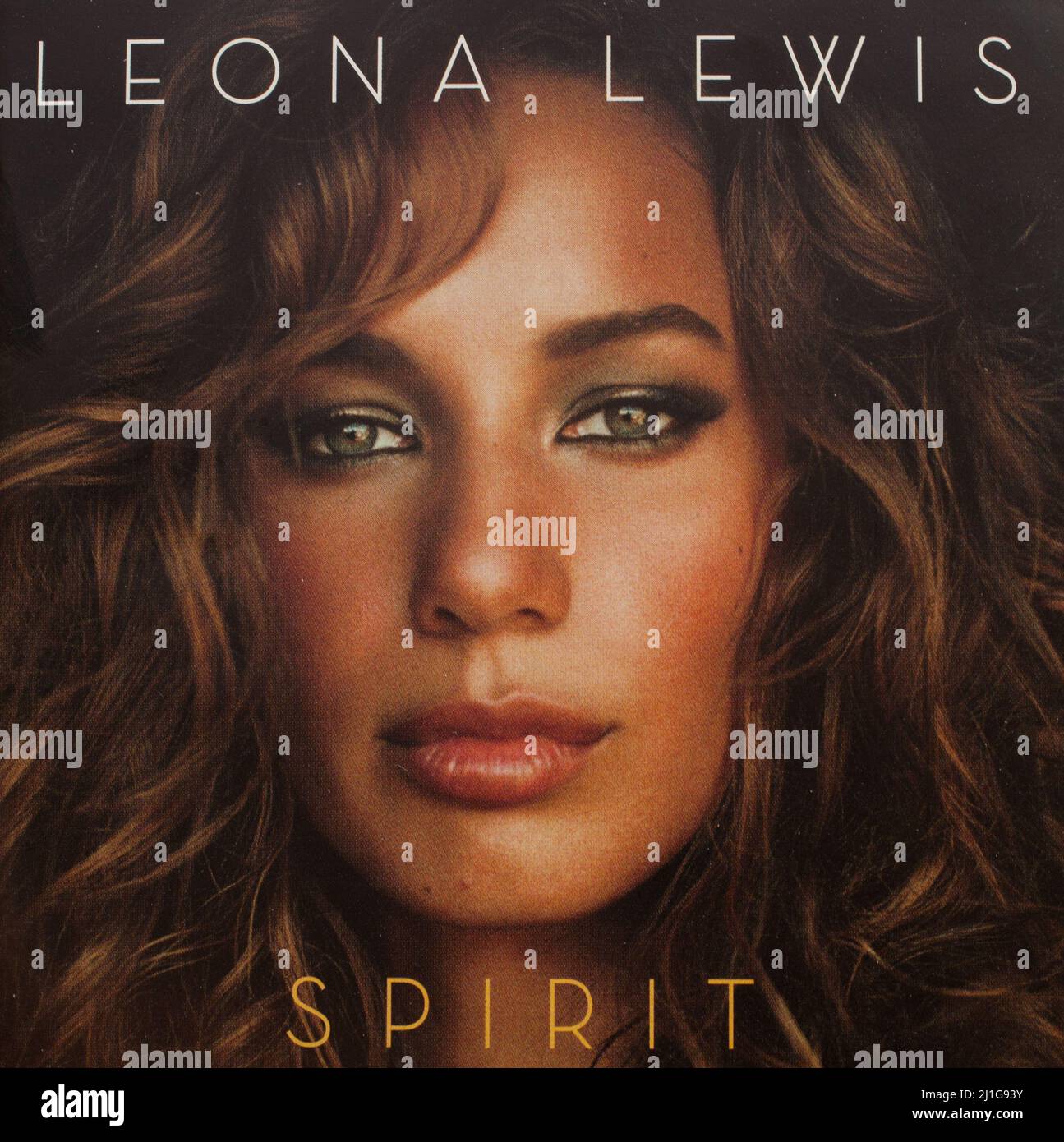El álbum de CD Cover to Spirit de Leona Lewis Foto de stock
