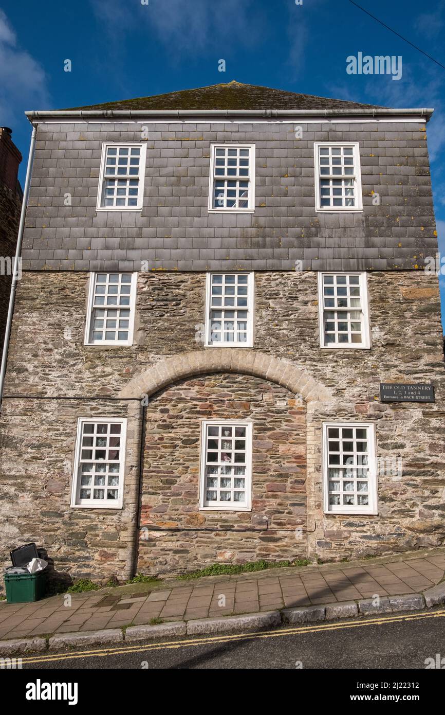 El antiguo edificio Tannery de Modbury, Devon, que se ha convertido en apartamentos Foto de stock