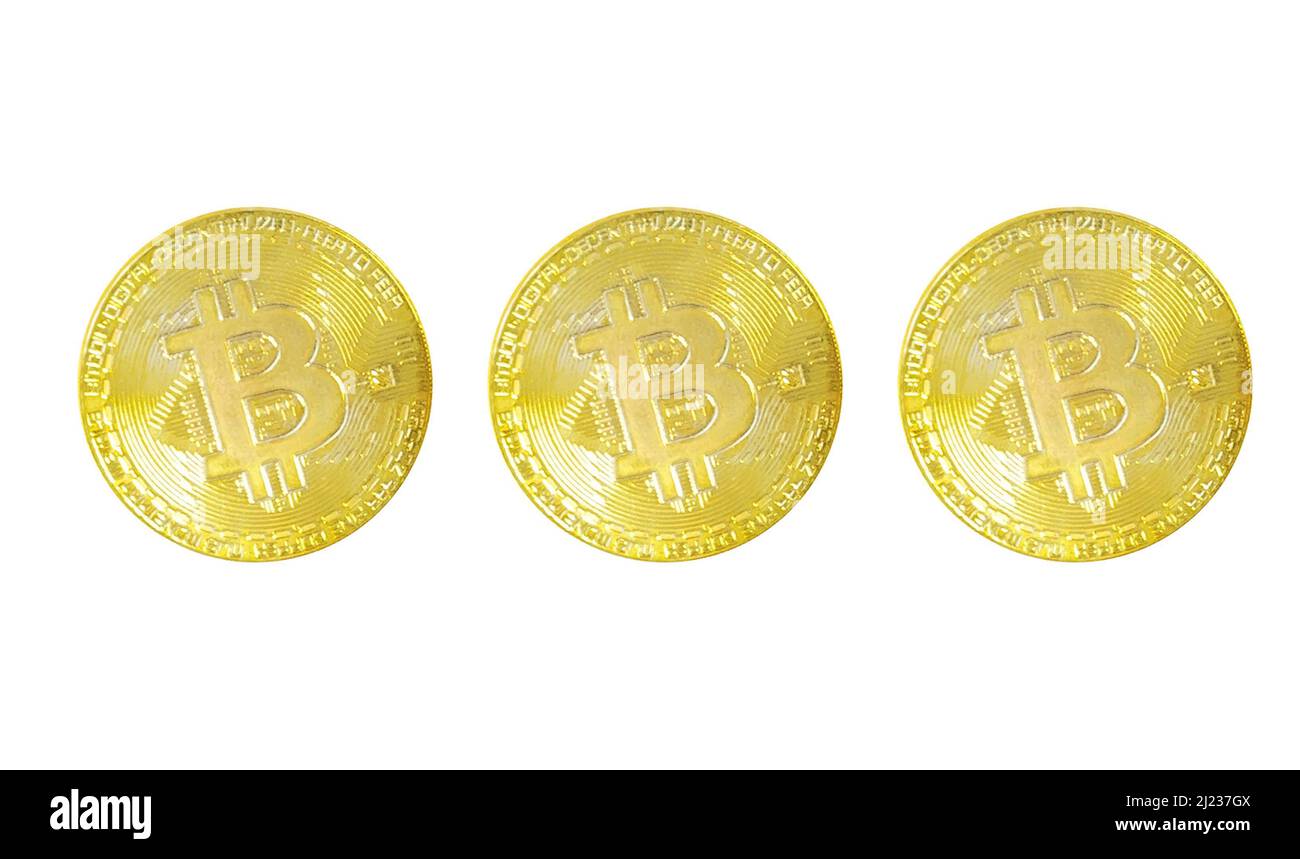Bitcoin moneda de oro sobre fondo blanco - concepto y tema de criptomoneda - tendencia de mercado de bull Foto de stock