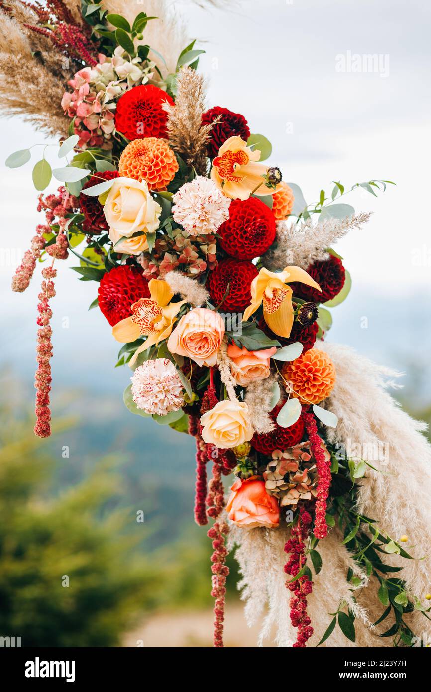 Floral boho flower fotografías e imágenes de alta resolución - Alamy