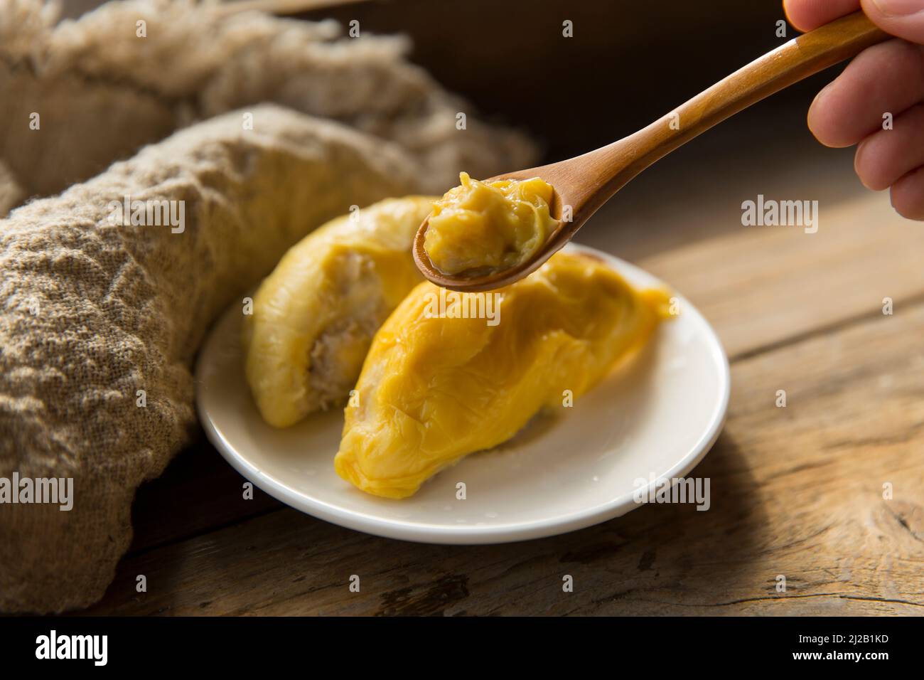 Listo para comer pulpas durianas maduras Foto de stock