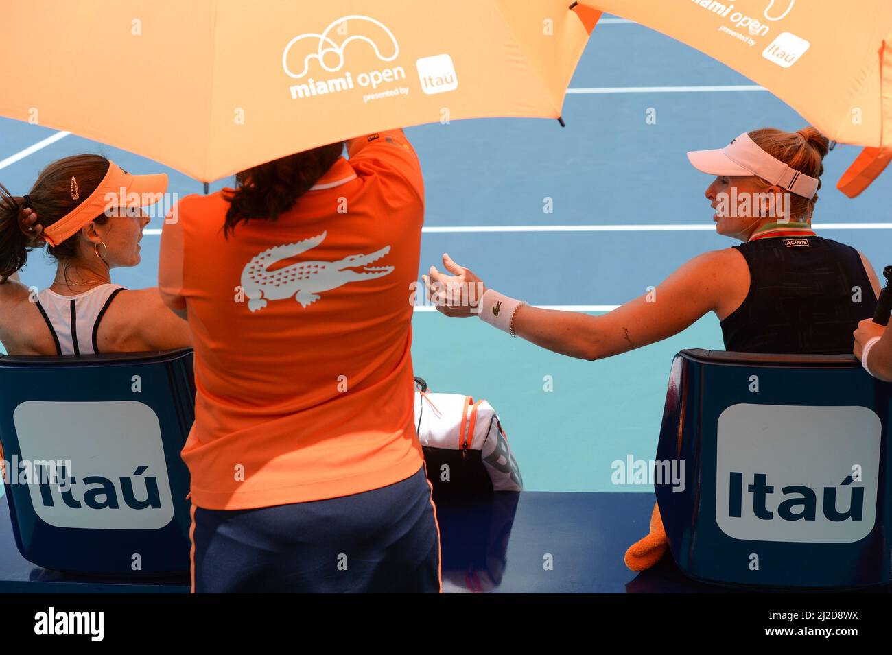 Alize Cornet y Jil Teichmann (FRA) (SUI) fueron derrotados por Coco