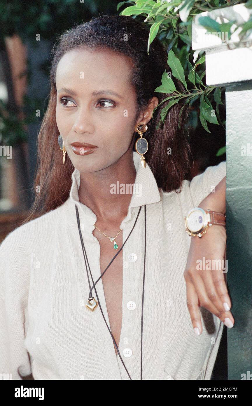 Iman model 1980s fotografías e imágenes de alta resolución - Alamy