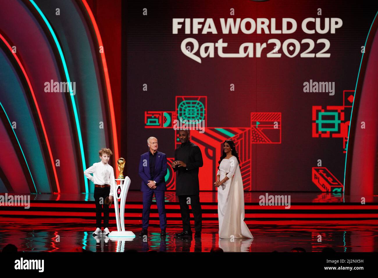 Sorteo final de la Copa Mundial de la FIFA 2022 en Doha, Qatar. Foto de stock