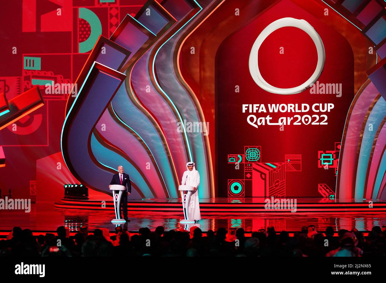Sorteo final de la Copa Mundial de la FIFA 2022 en Doha, Qatar. Foto de stock