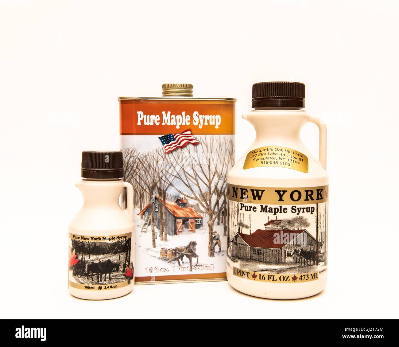 Una muestra de jarabe de arce de Nueva York recién hecho en las Adirondack Mountains, NY Foto de stock
