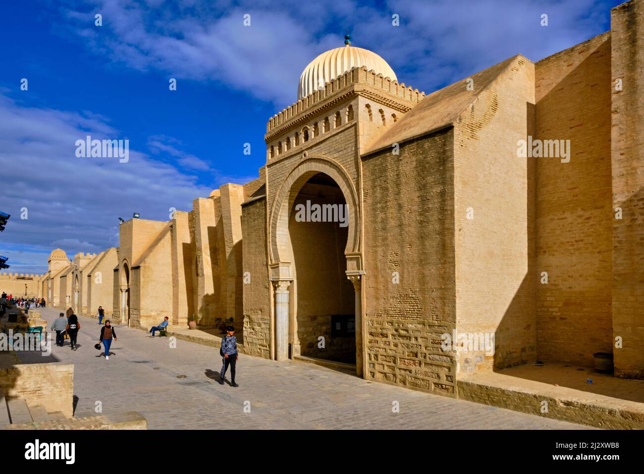 Túnez, Kairouan, ciudad santa, declarada Patrimonio de la Humanidad por la UNESCO, la Gran Mezquita Foto de stock