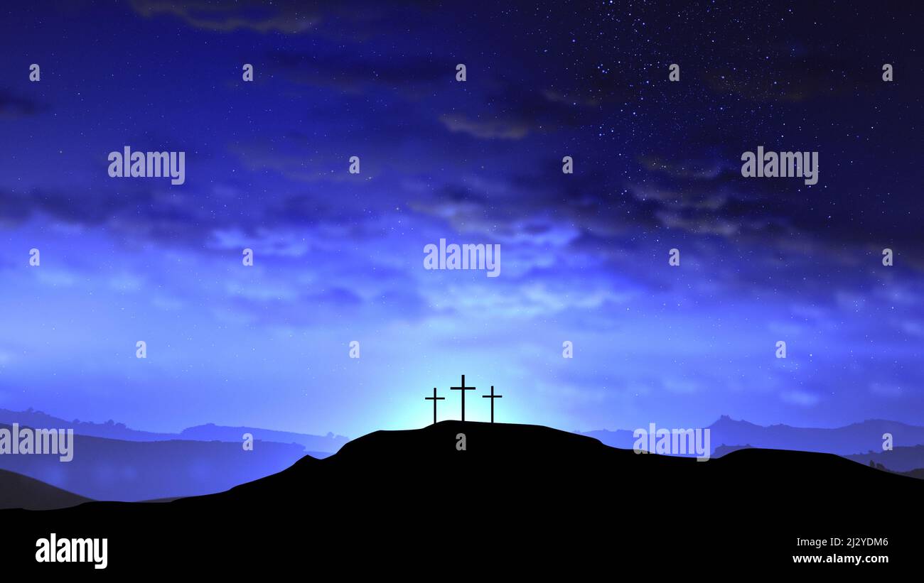 Tres cruces en la colina con nubes moviéndose sobre el cielo estrellado. Pascua, resurrección, nueva vida, concepto de redención. Foto de stock