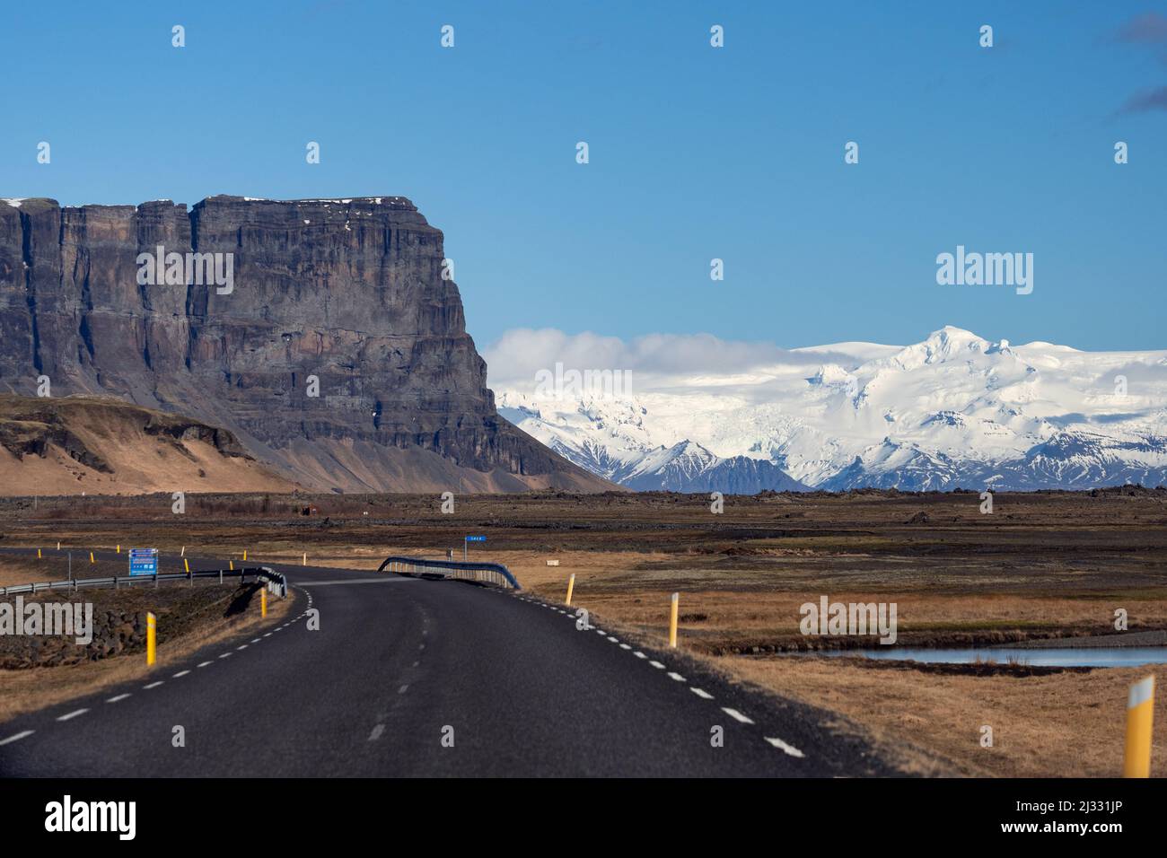 Circunvalación, carretera nacional 1, vista de Vatnajokull, sur de Islandia, Europa Foto de stock