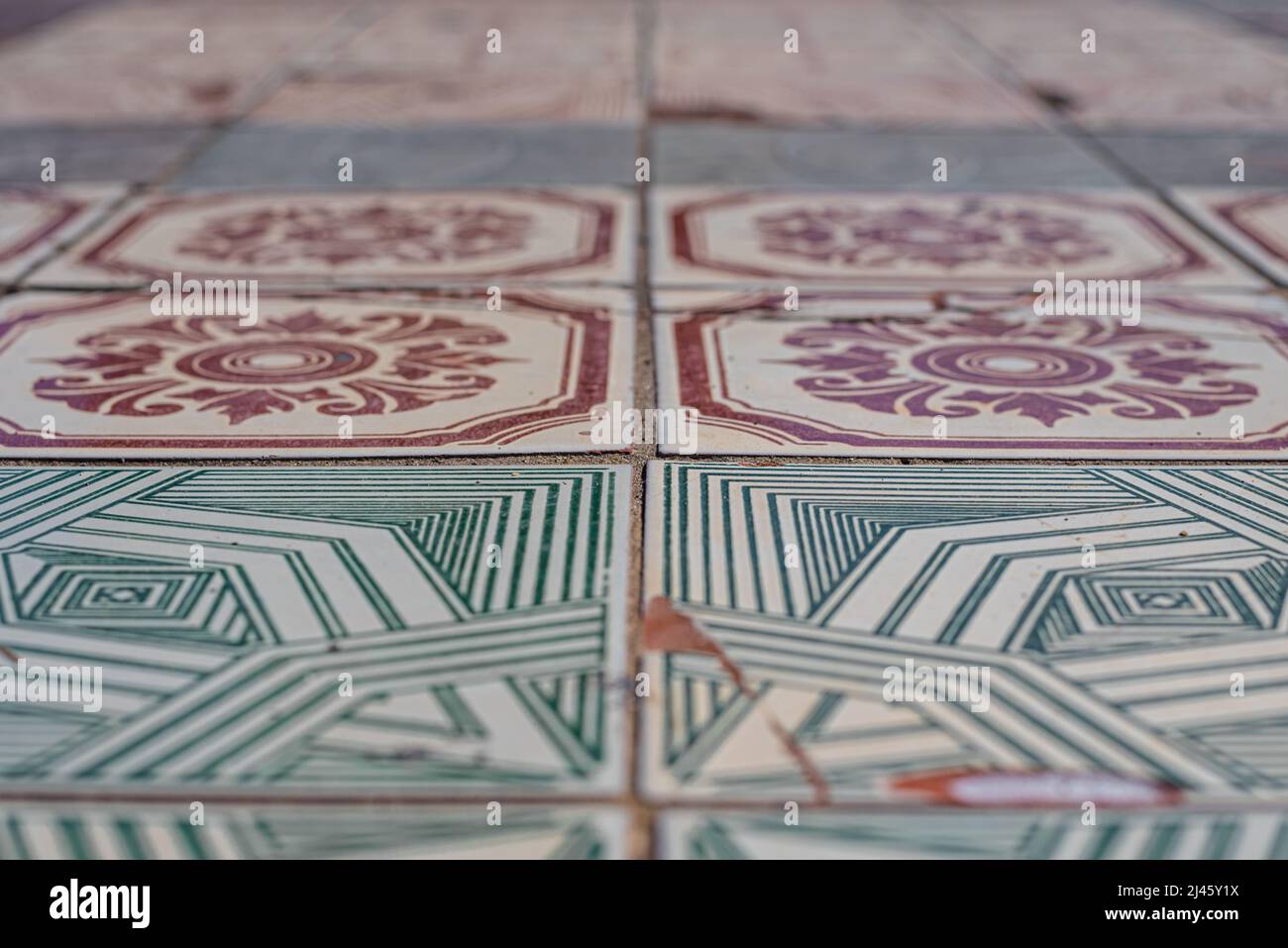 mosaico clásico de cerámica patrón azulejos vintage fondo. Foto de stock