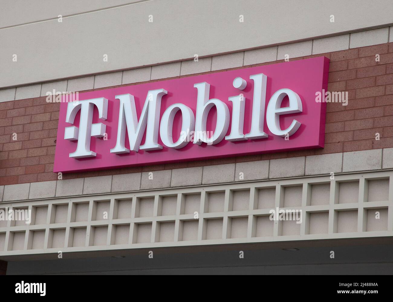 Venta y tienda de teléfonos móviles T-Mobile. St Paul Minnesota MN EE.UU Foto de stock