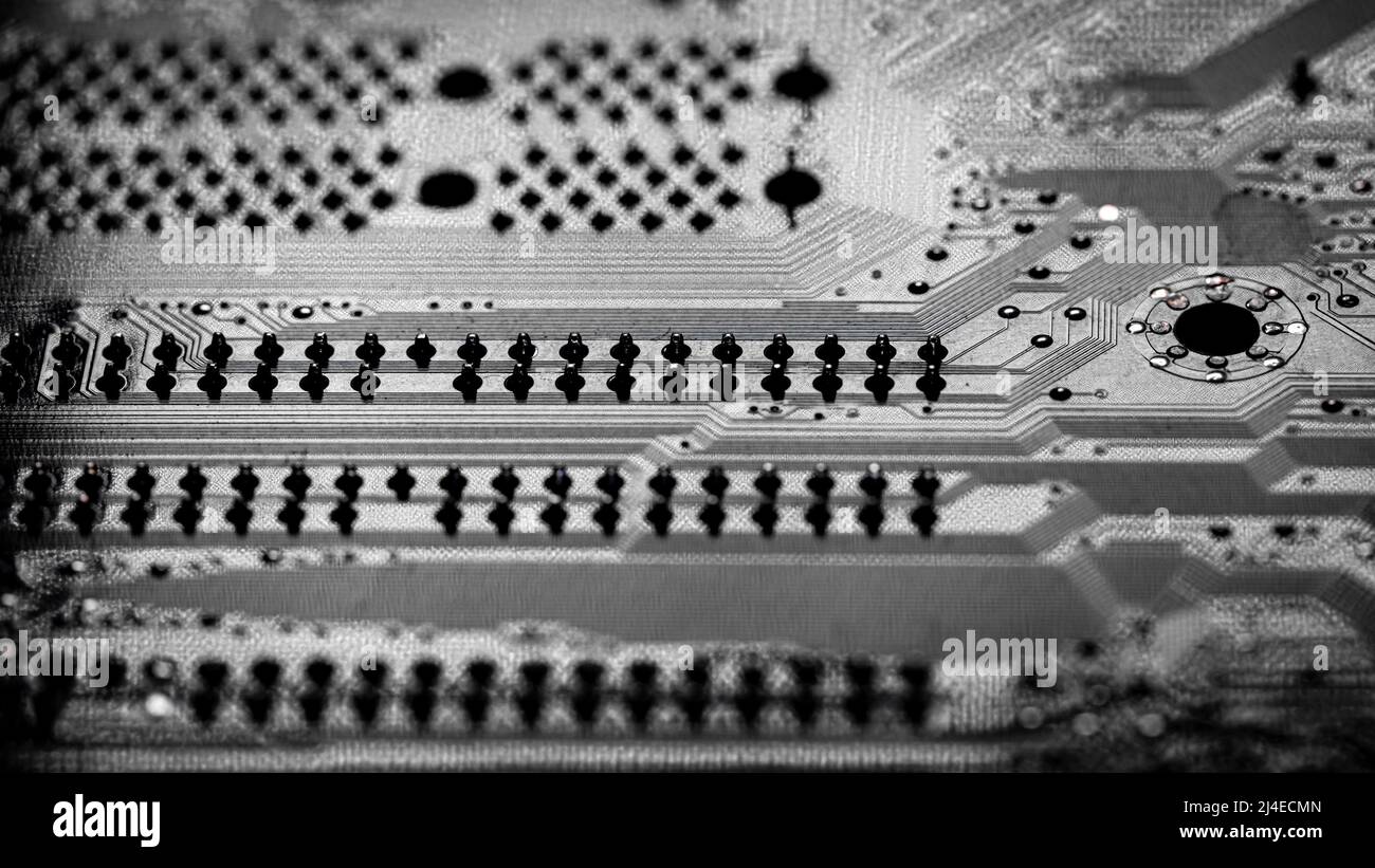 Soldar electronica Imágenes de stock en blanco y negro - Alamy