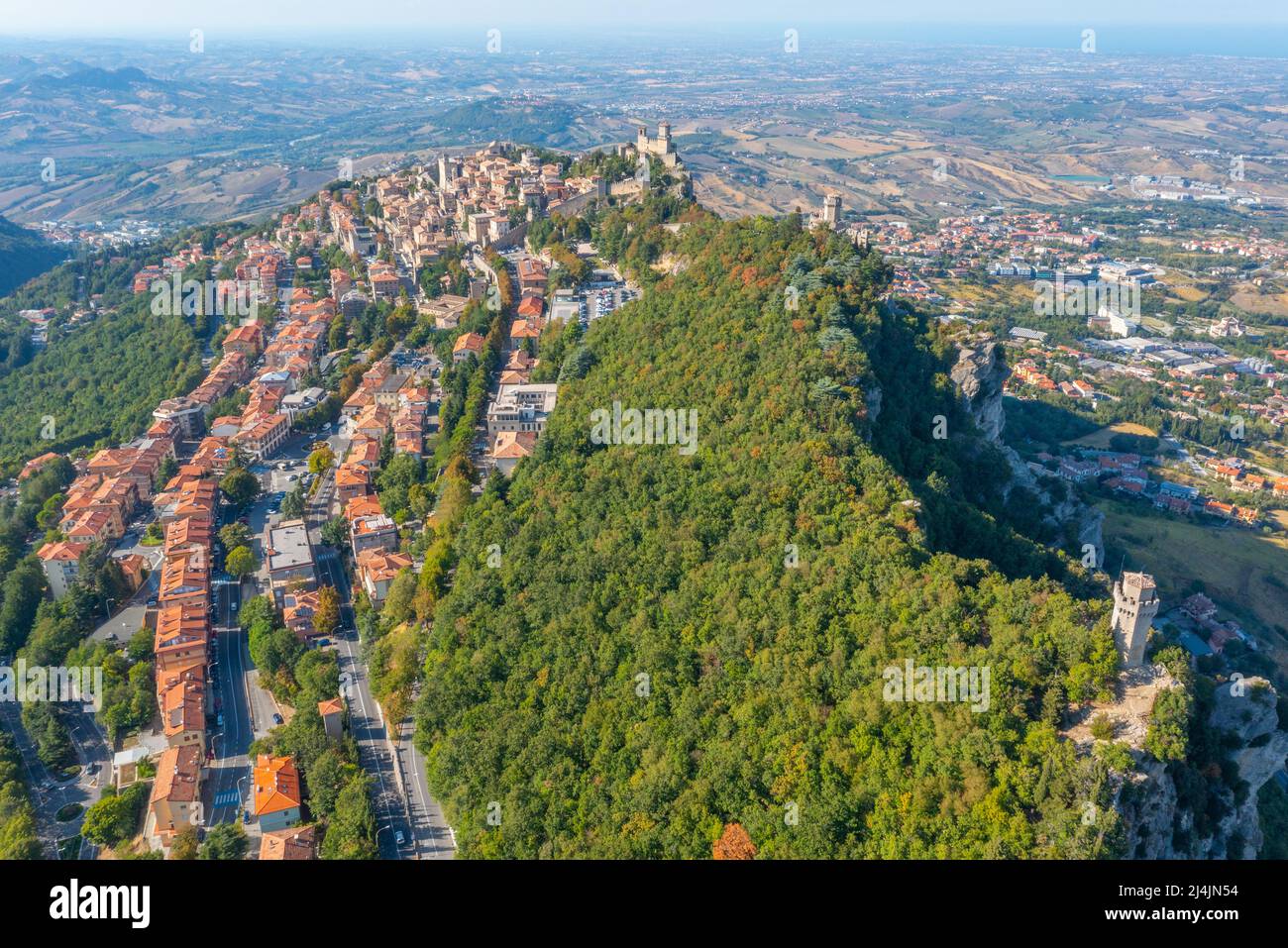 Mountain with the three towers of san marino fotografías e imágenes de