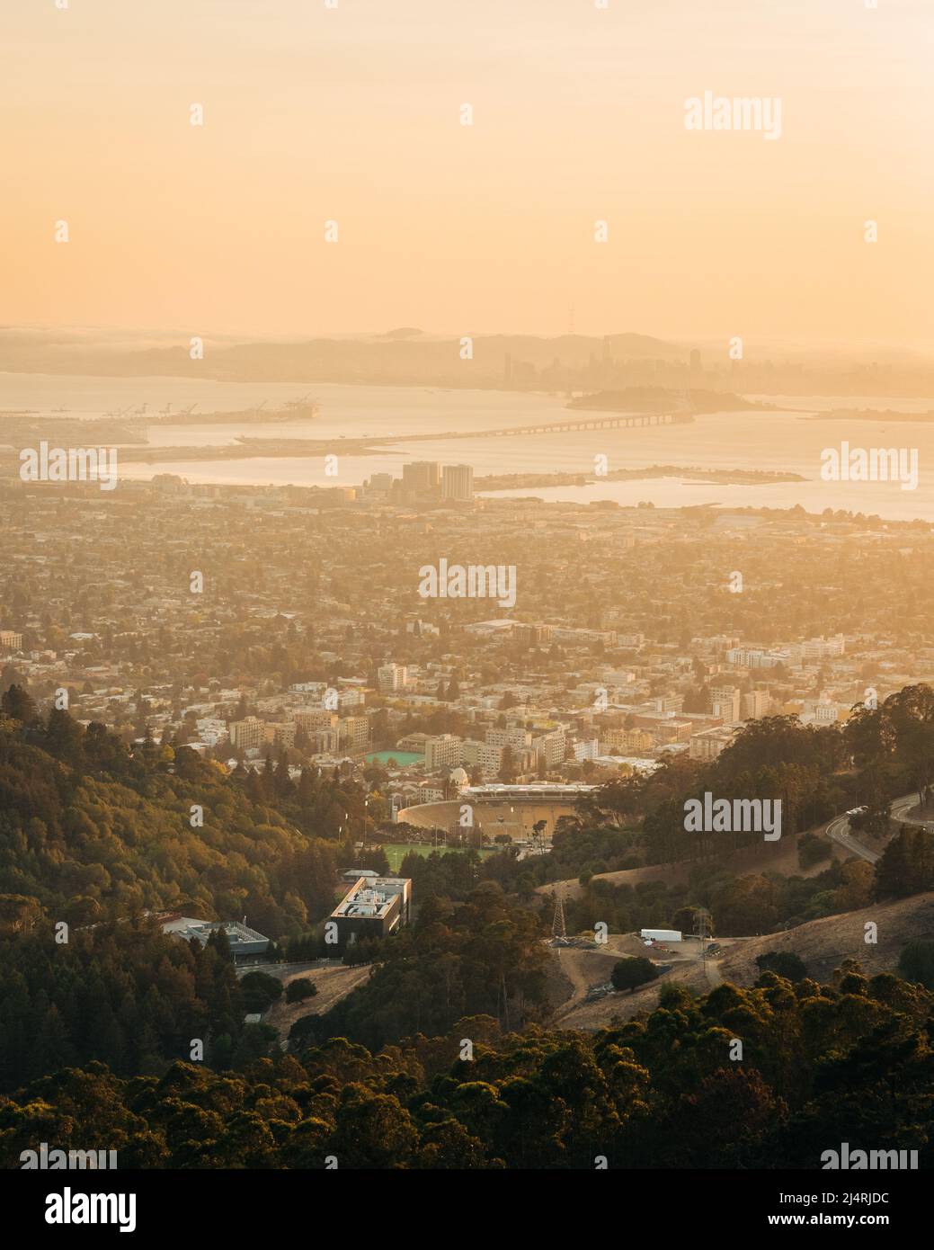 Vistas al atardecer sobre Berkeley, California Foto de stock