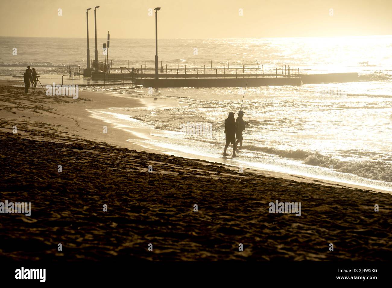 Temprano por la mañana en Mona Vale Beach Foto de stock