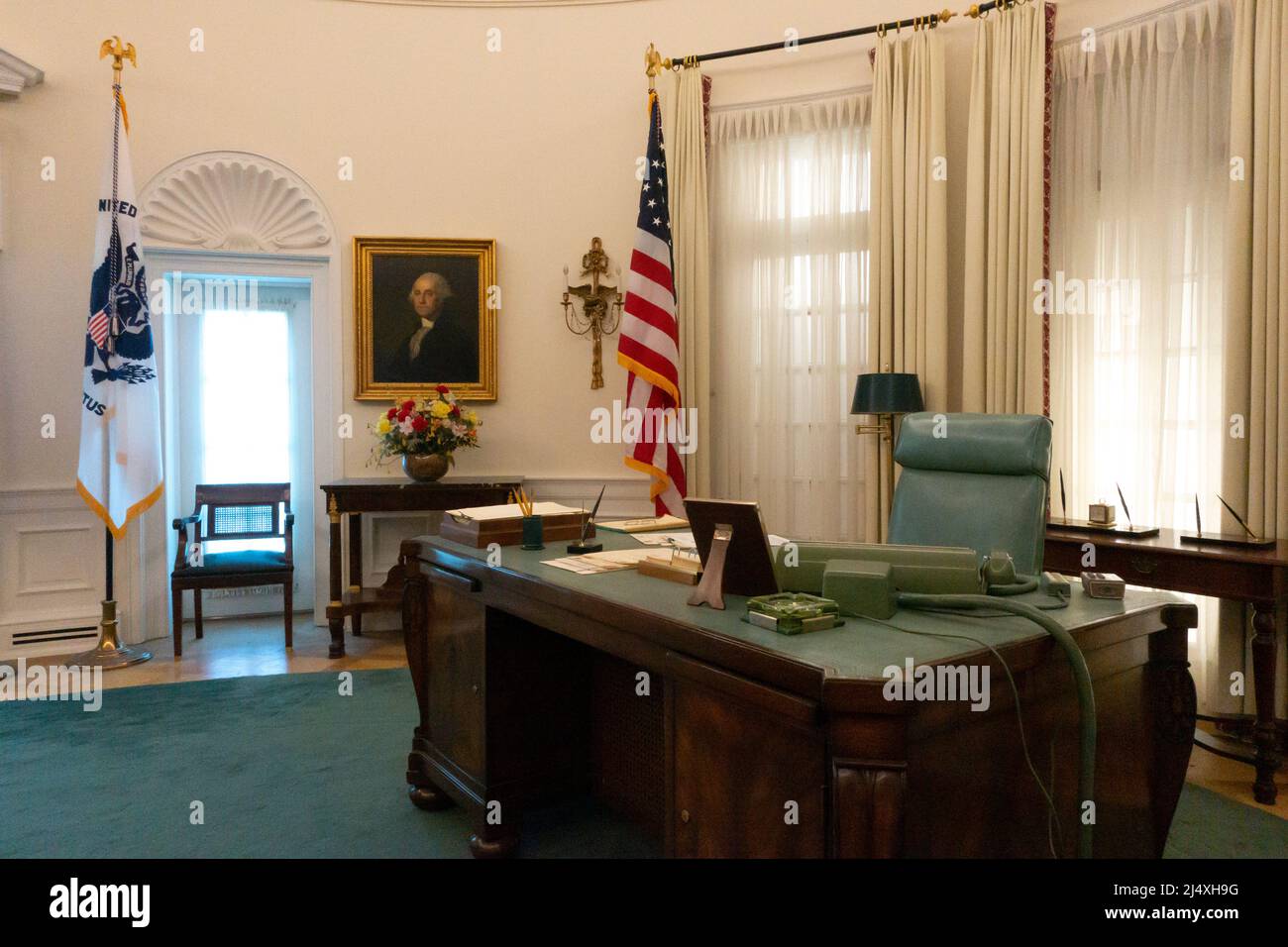 Texas Austin TX Lyndon Baines Johnson Biblioteca Presidencial y Museo LBJ Una réplica de la Oficina Oval de la Casa Blanca durante su presidencia Foto de stock