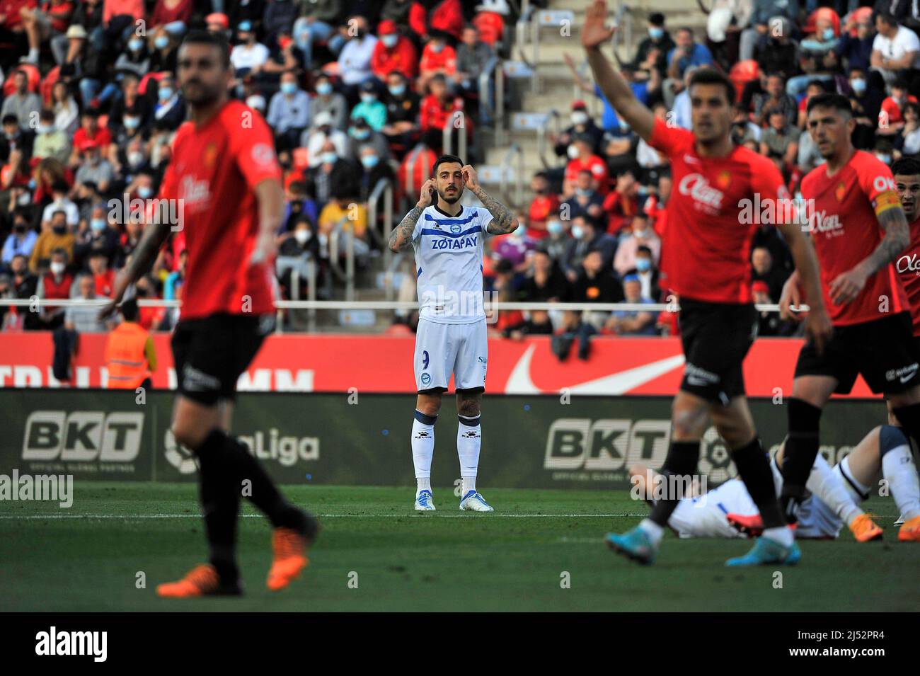 Mallorca, España. 19th de Abr de 2022. La Liga Española La Liga MALLORCA vs Alaves en el estadio Son Moix, Mallorca 19 abril, 2022 900/Cordon Press Credit: CORDON PRESS/Alamy Live News Foto de stock