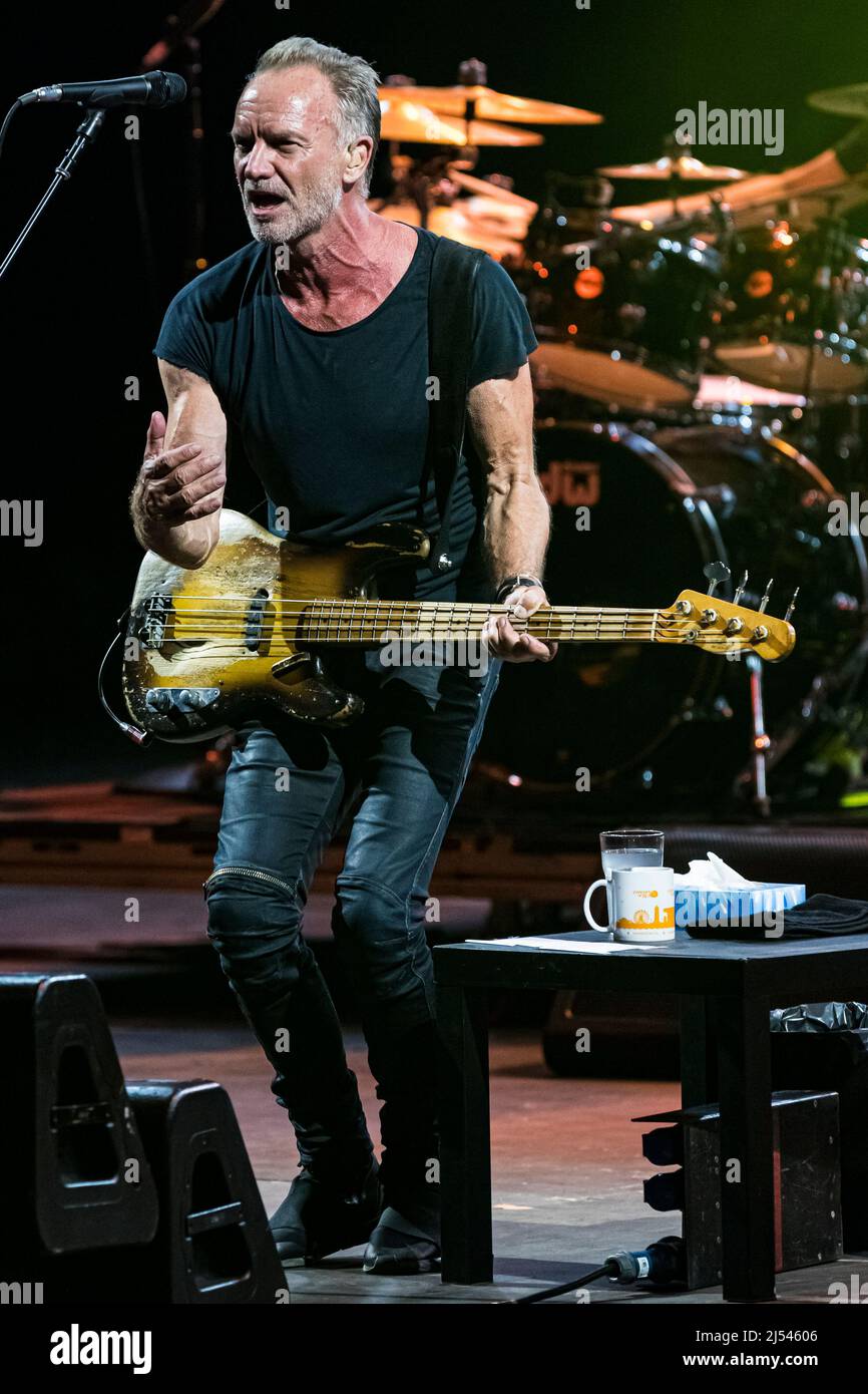 Marbella, España. 23rd de julio de 2019. El cantante inglés Sting y su banda, durante el concierto en el Starlite Festival. Crédito: ABEL F. ROS/Alamy Foto de stock