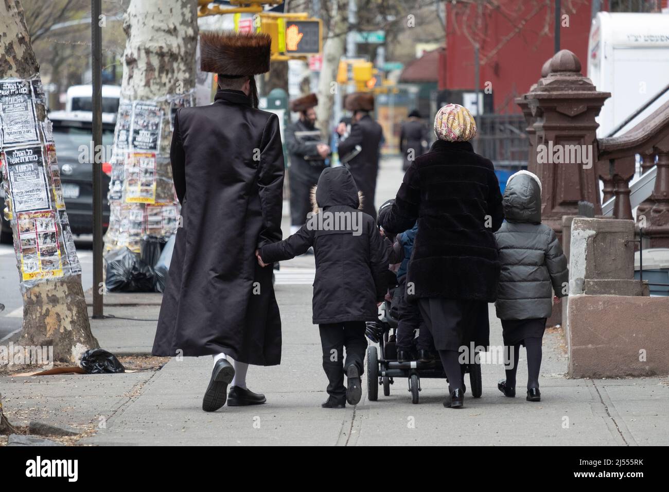 Niños Judíos Ortodoxos Fotos e Imágenes de stock - Página 8 - Alamy