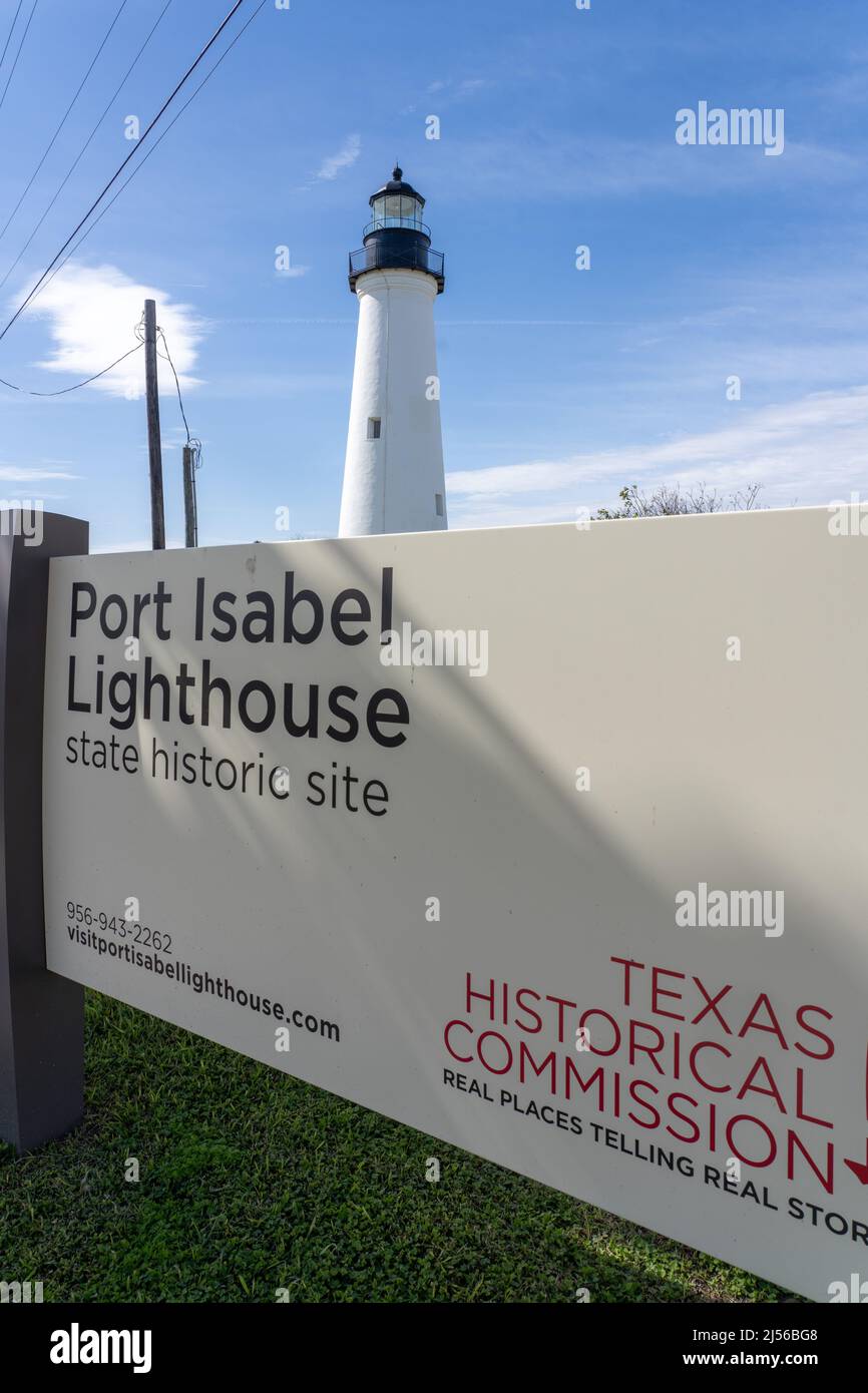 El Faro de Port Isabel fue construido de ladrillo en 1852 en Point Isabel en Port Isabel, Texas. Tiene 82 pies de altura. Foto de stock