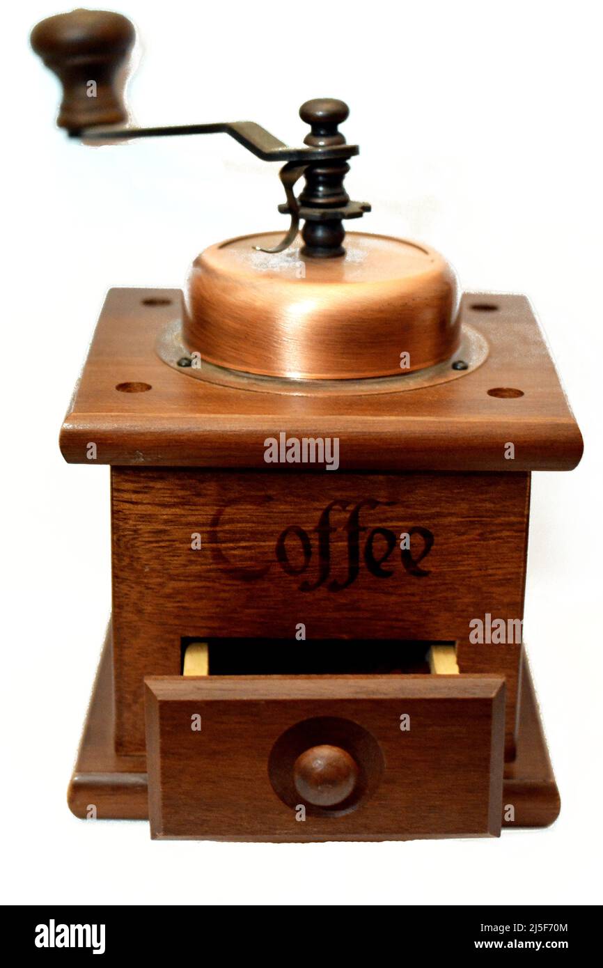 Vista frontal de una máquina moledora de café manual con cajón de cierre,  moledor cónico y molienda manual de especias, un clásico estilo antiguo de  la r Fotografía de stock - Alamy