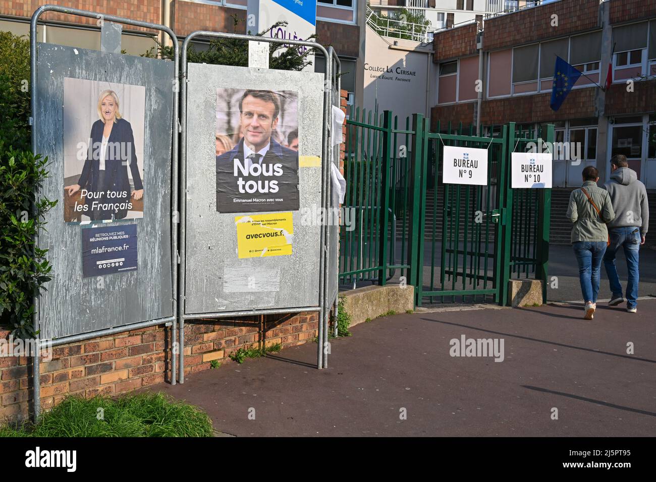 Isoloir fotografías e imágenes de alta resolución Alamy