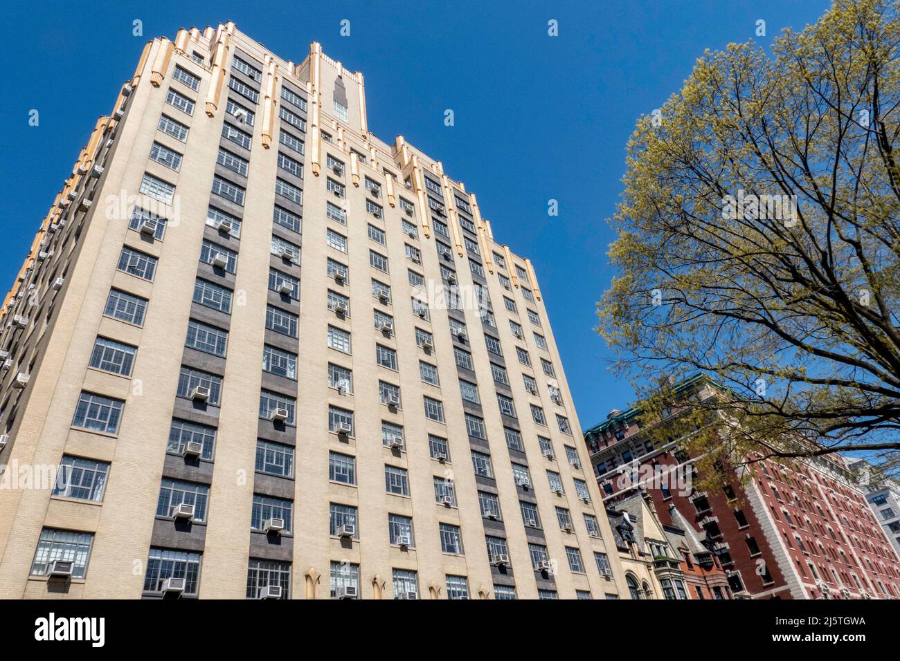 241 Central Park West es una casa de apartamentos de alquiler de lujo, Nueva York, EE.UU. 2022 Foto de stock